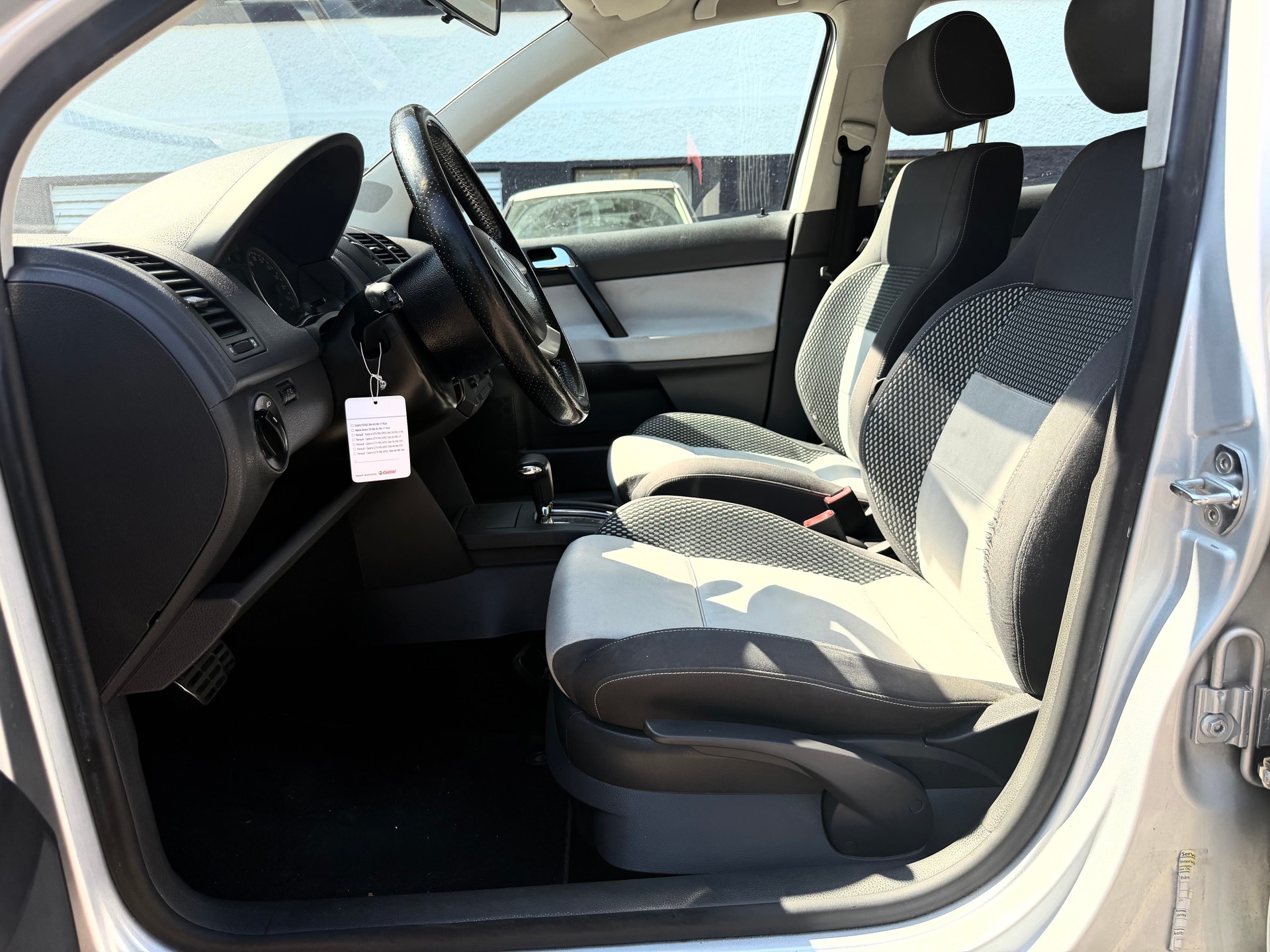 VW CrossPolo 1.4 16V Automatic-image-11