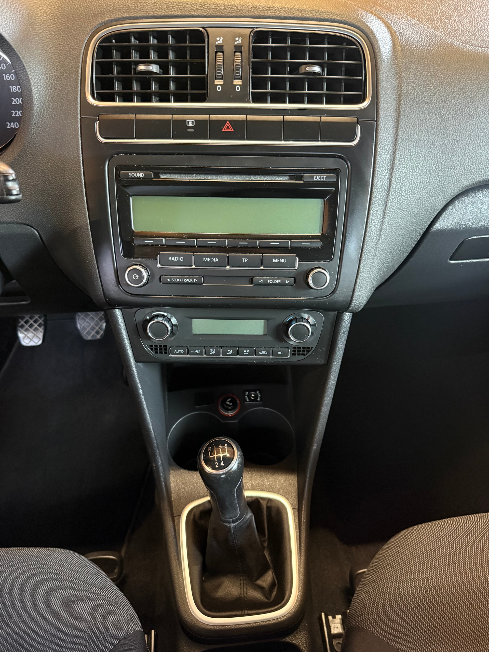 VW Polo 1.2 12V Comfortline-image-10