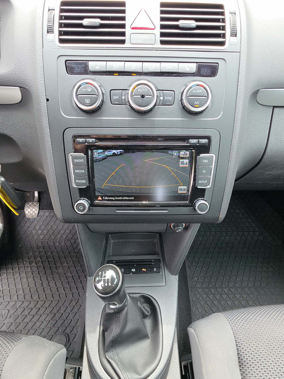 VW Touran 1.6 TDI Trendline / Ab MFK-image-14