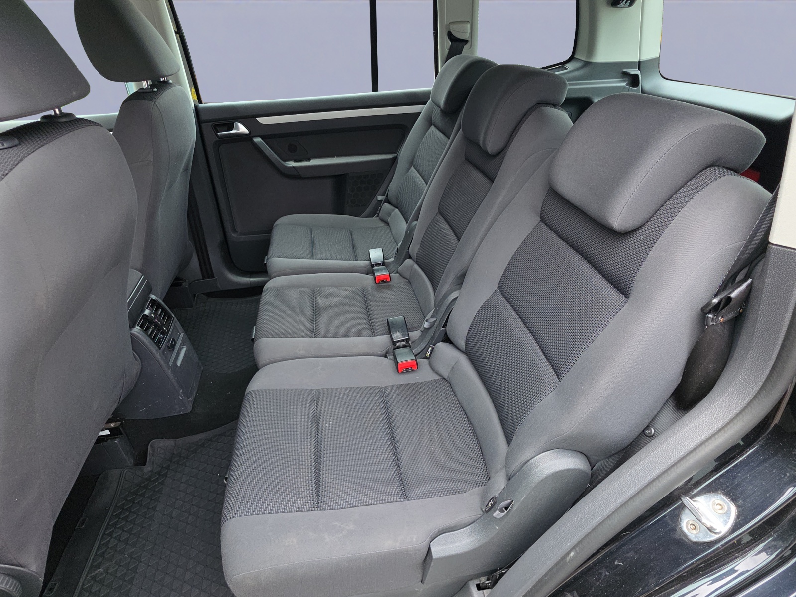 VW Touran 1.6 TDI Trendline / Ab MFK-image-9