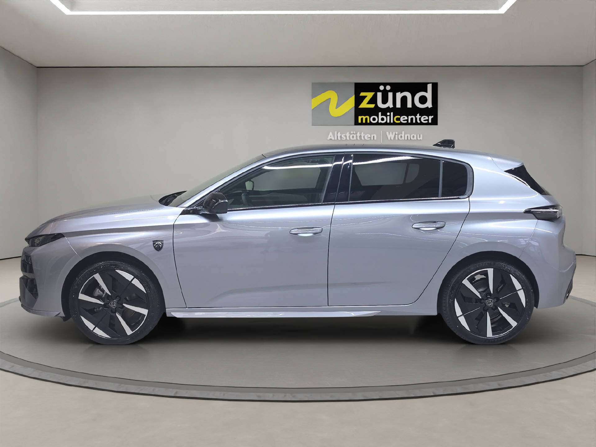 PEUGEOT E-308 GT-image-1