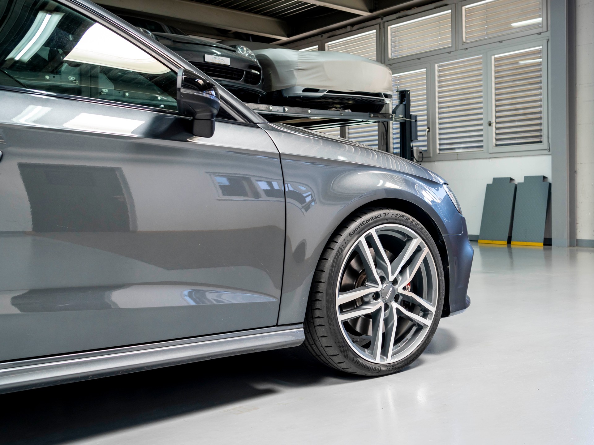 AUDI S3 Sportback 2.0 TFSI quattro S-tronic-image-12