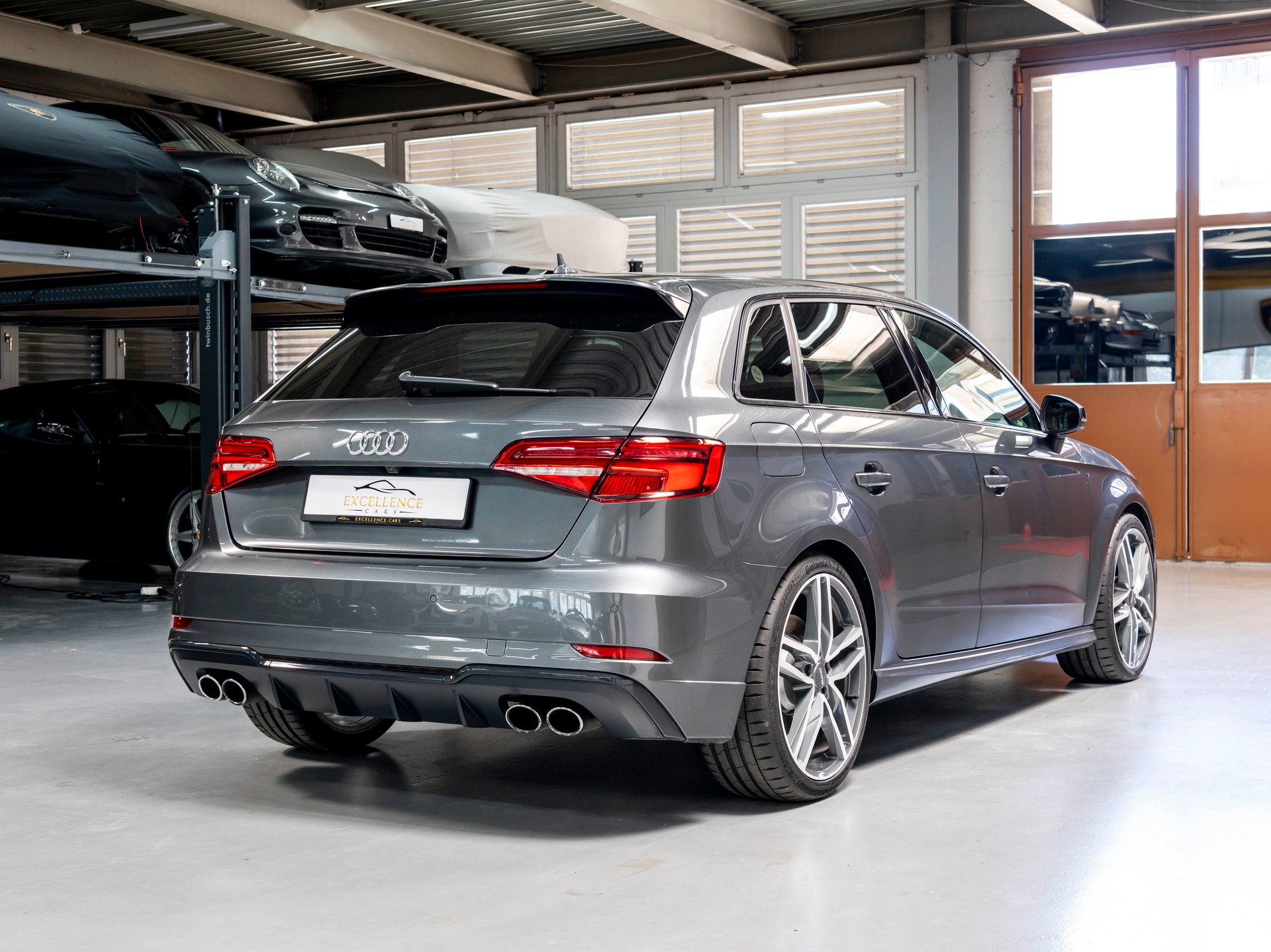 AUDI S3 Sportback 2.0 TFSI quattro S-tronic-image-5