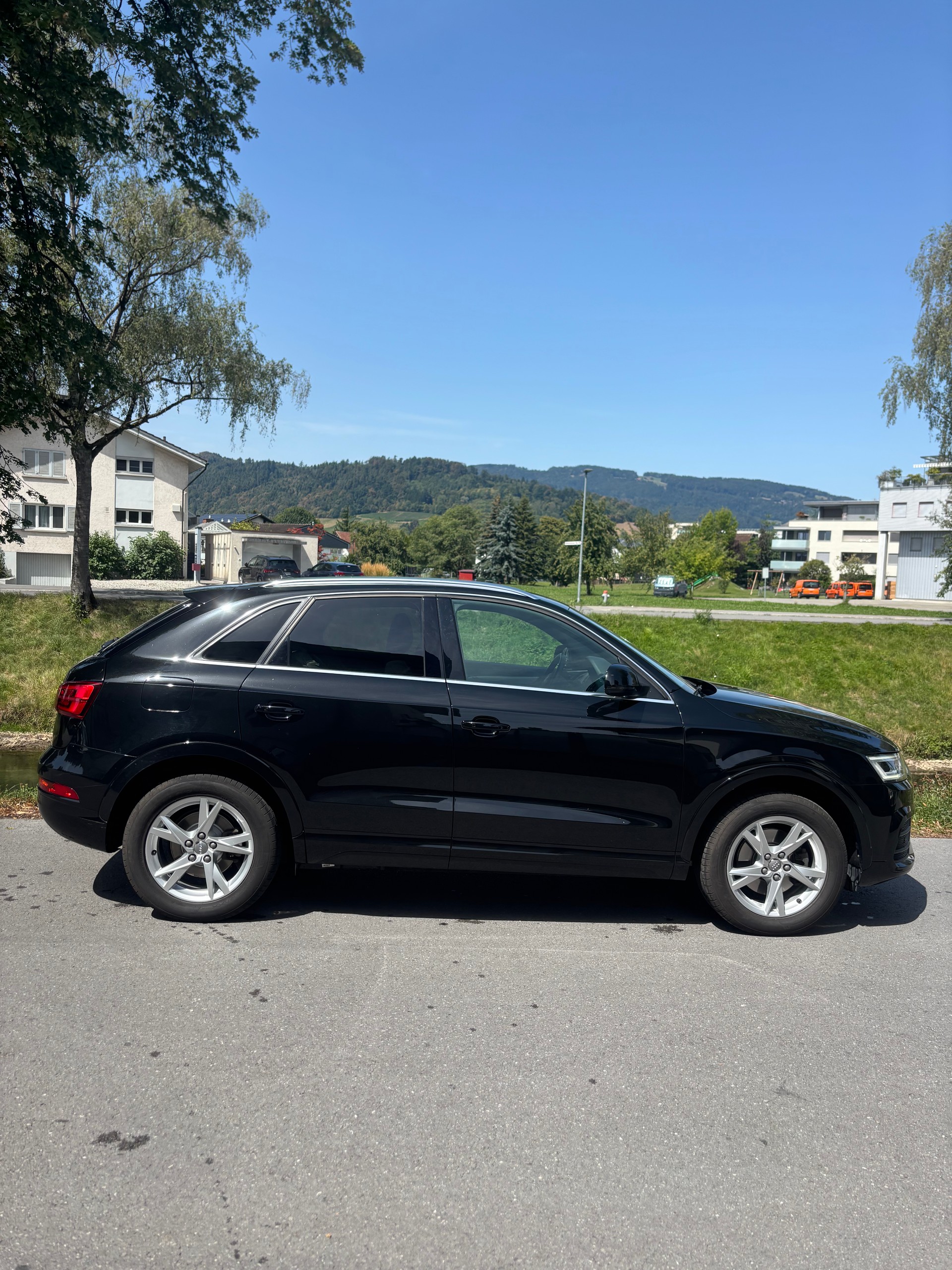 AUDI Q3 2.0 TFSI sport quattro S-tronic-image-9