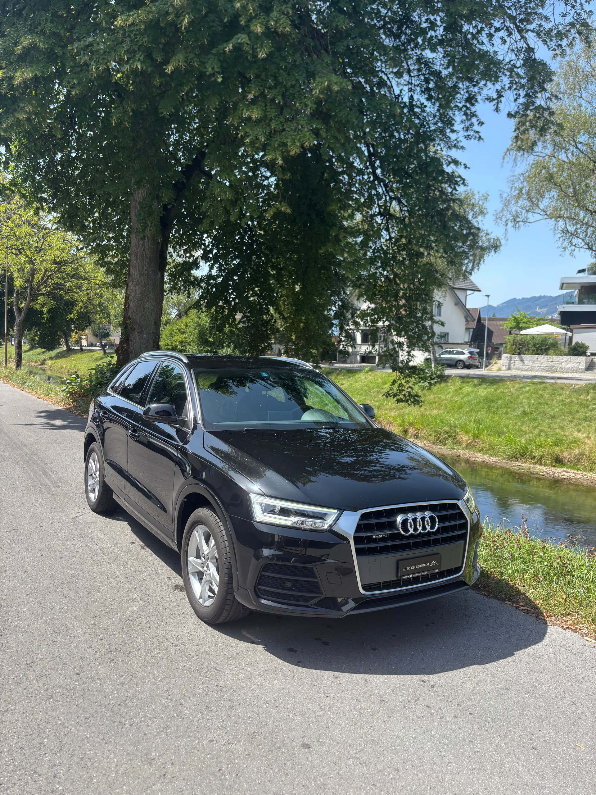 AUDI Q3 2.0 TFSI sport quattro S-tronic-image-11