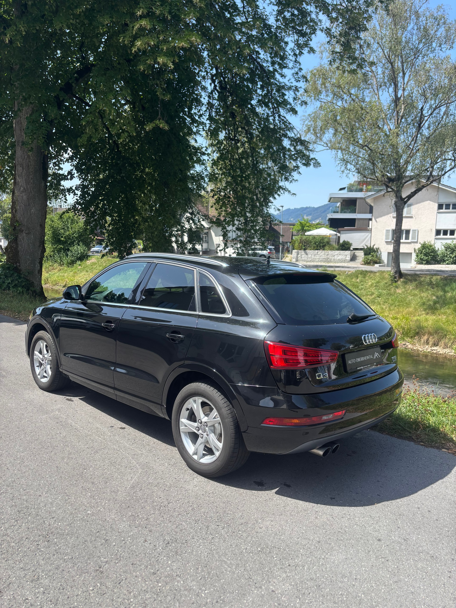 AUDI Q3 2.0 TFSI sport quattro S-tronic-image-4