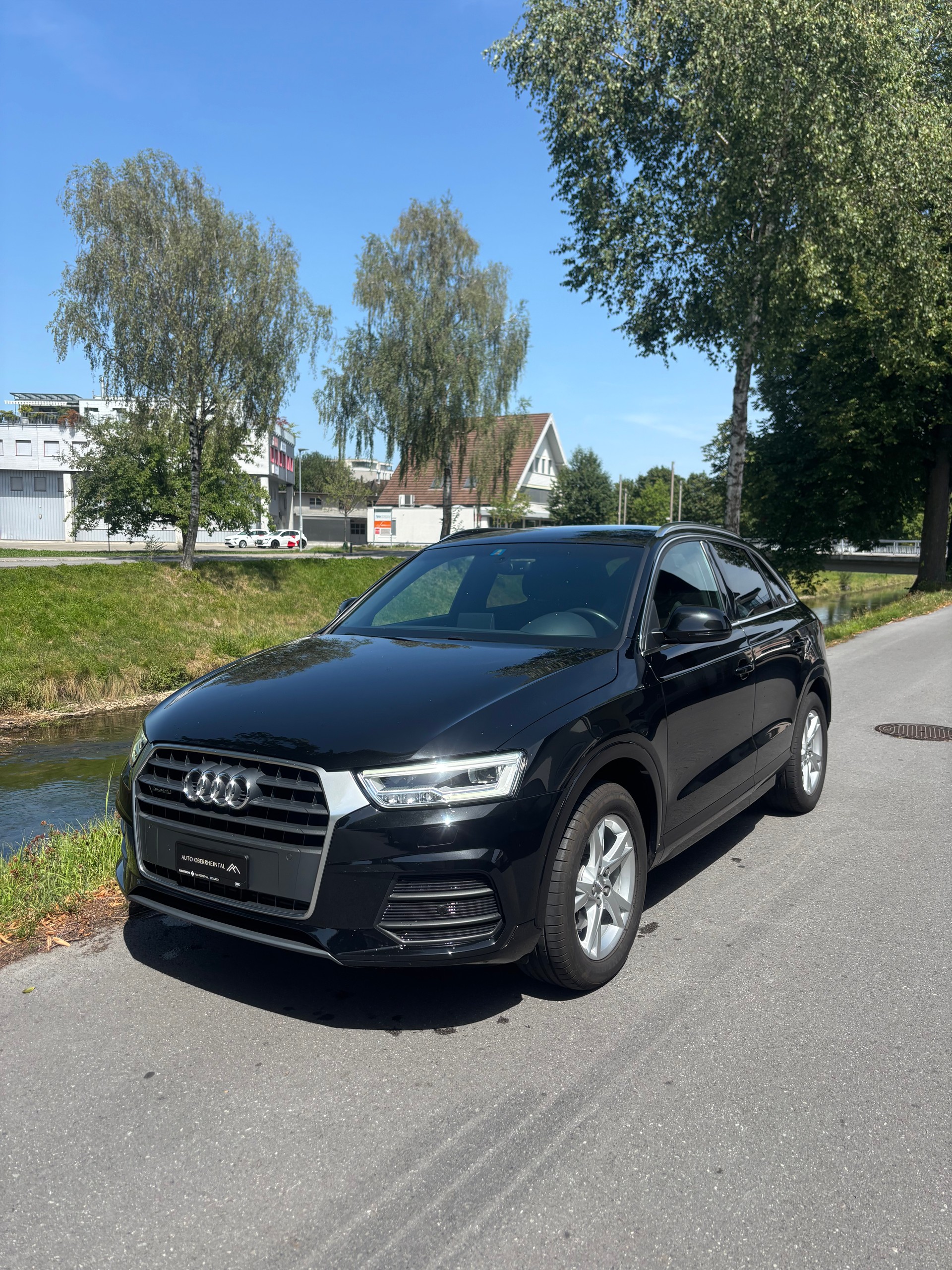 AUDI Q3 2.0 TFSI sport quattro S-tronic-image-1