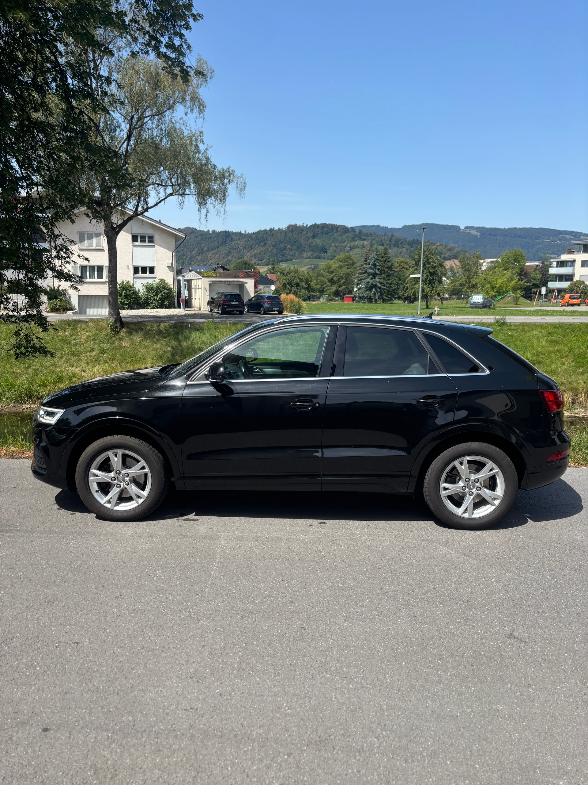 AUDI Q3 2.0 TFSI sport quattro S-tronic-image-3