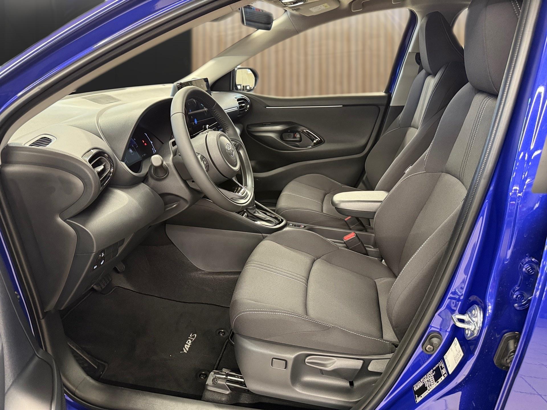 TOYOTA Yaris 1.5 Trend e-CVT-image-10