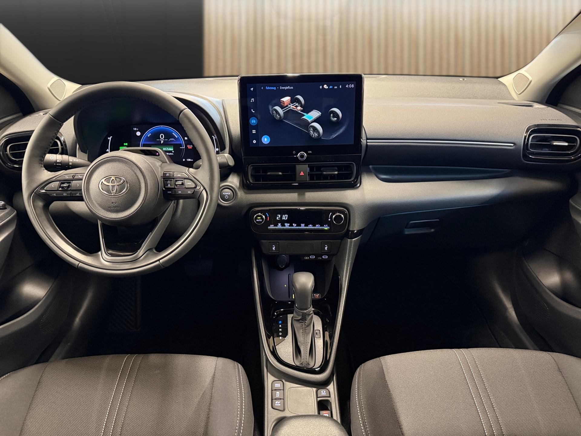 TOYOTA Yaris 1.5 Trend e-CVT-image-12