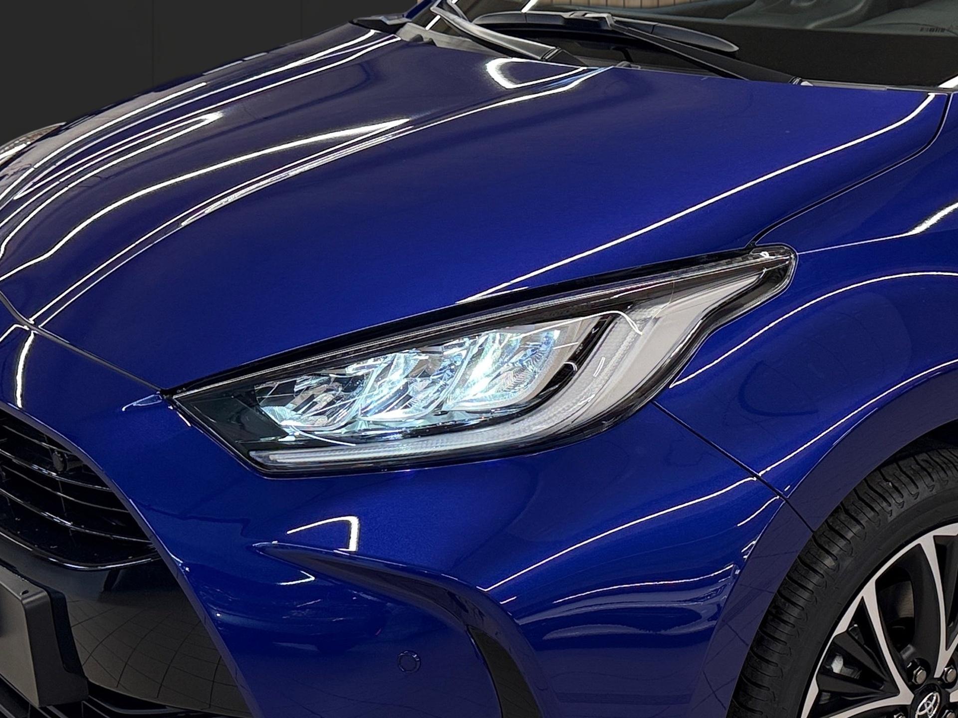 TOYOTA Yaris 1.5 Trend e-CVT-image-8