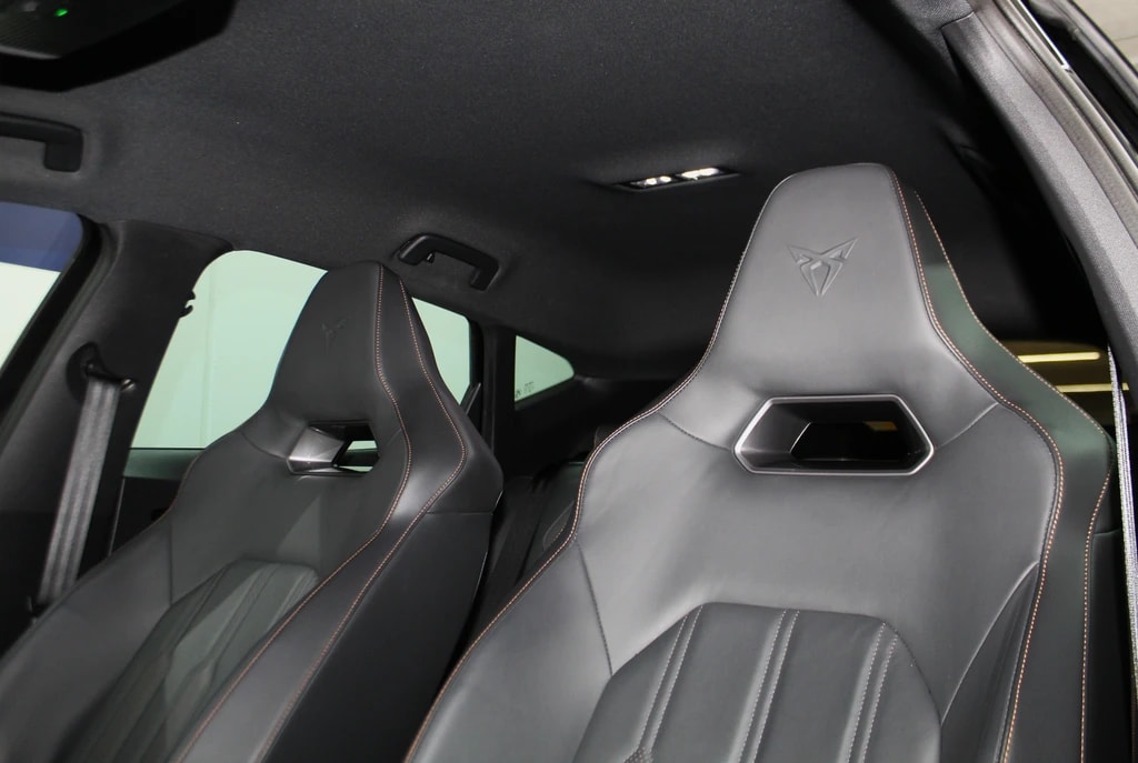 CUPRA Formentor 2.0TSI VZ 4Drive DSG/ Sport Schalensitze/ Anhängerkupplung/ CH-Fahrzeug mit Werksgarantie-image-8