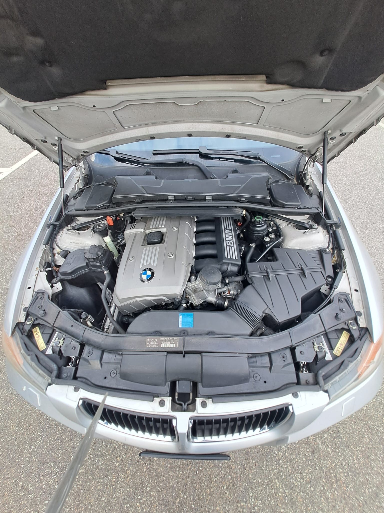 BMW 325-image-7