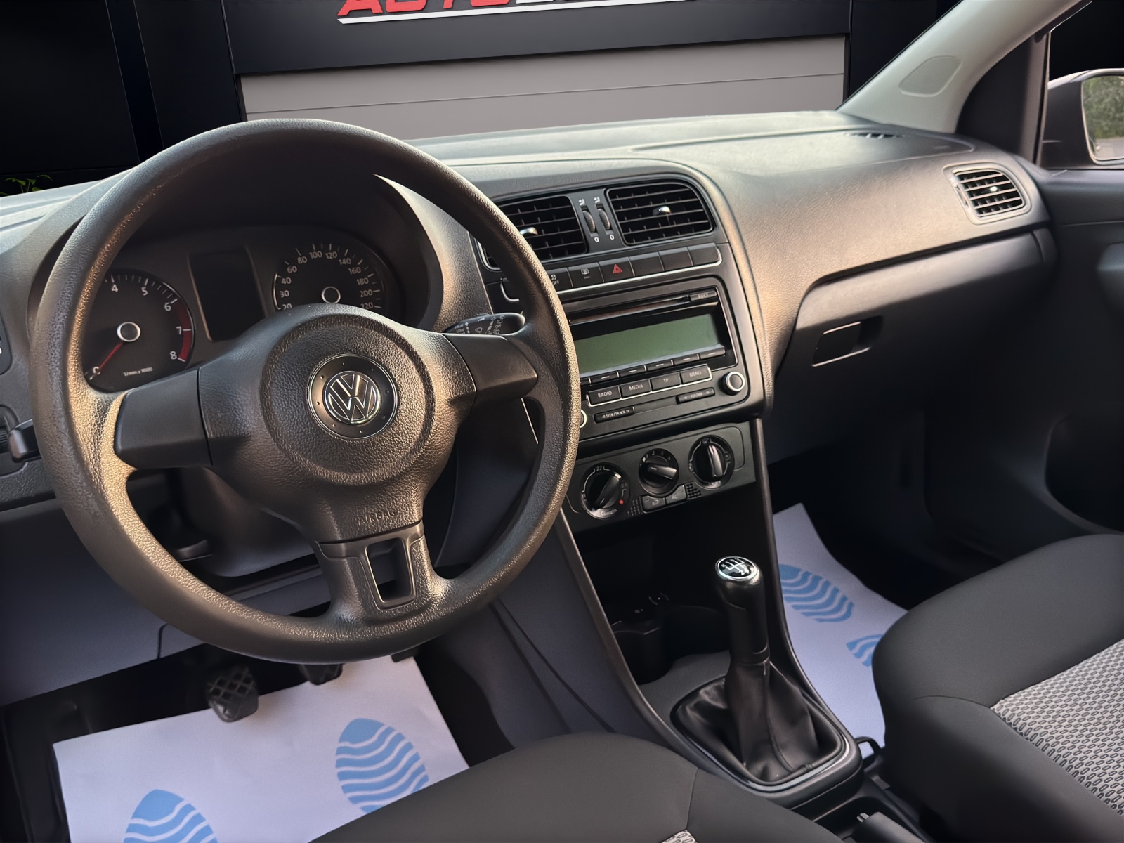 VW Polo 1.4 16V Highline Frisch ab MFK, frisch ab Service. Zahnriemen und Wasserpumpe ersetzt.-image-8