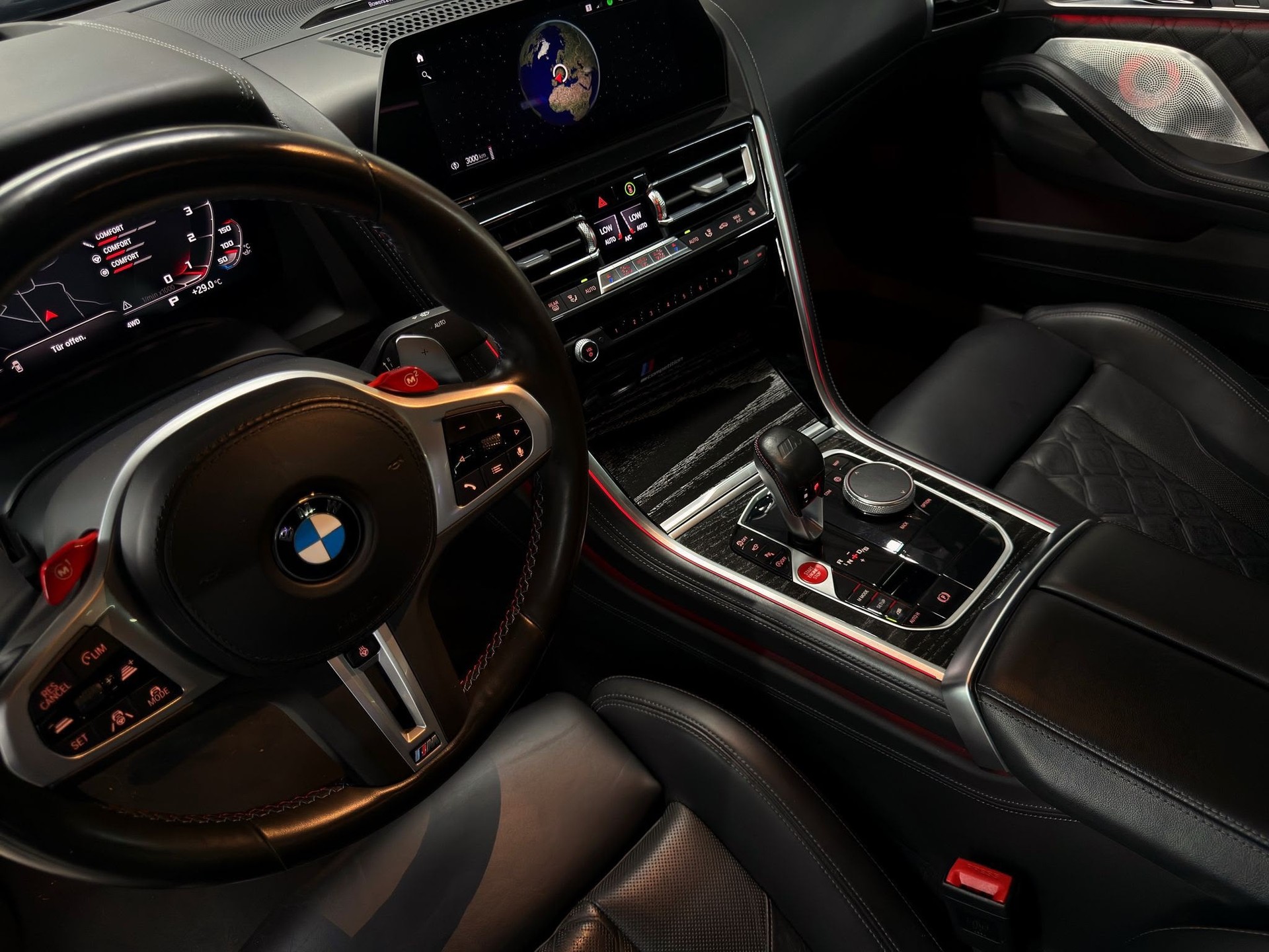 BMW M8 xDrive M Competition Steptronic-image-19