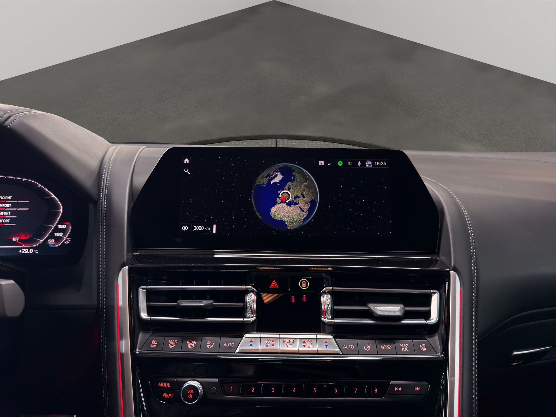 BMW M8 xDrive M Competition Steptronic-image-18