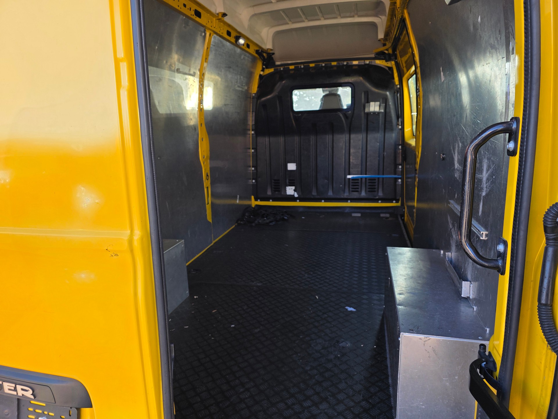 RENAULT Master T35 2.3dCi 135 L3H3-image-7