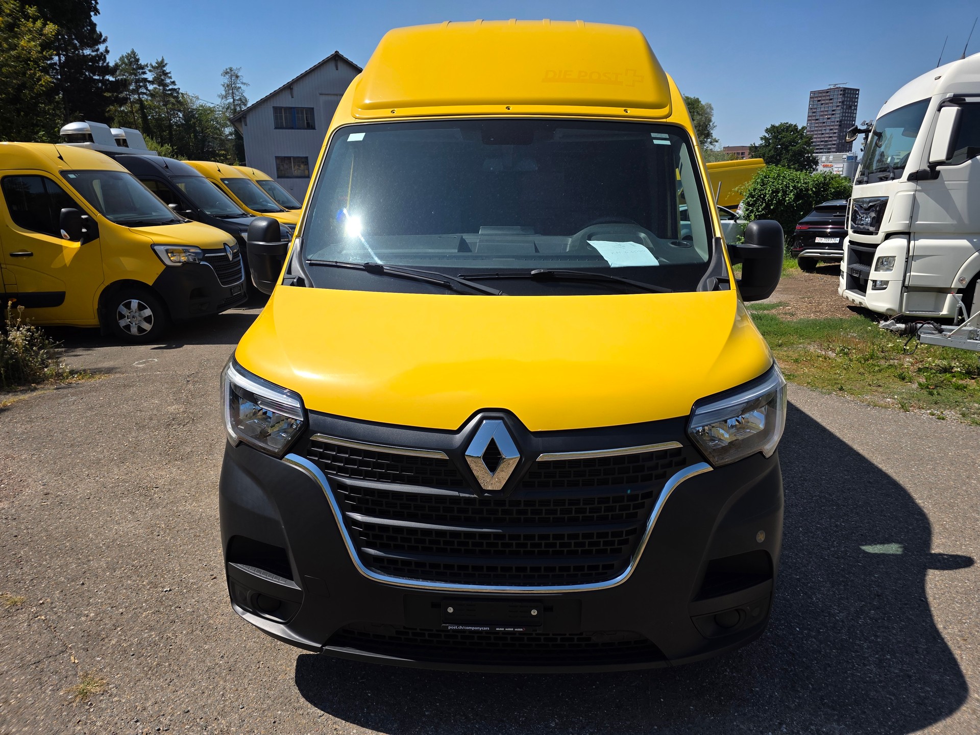RENAULT Master T35 2.3dCi 135 L3H3