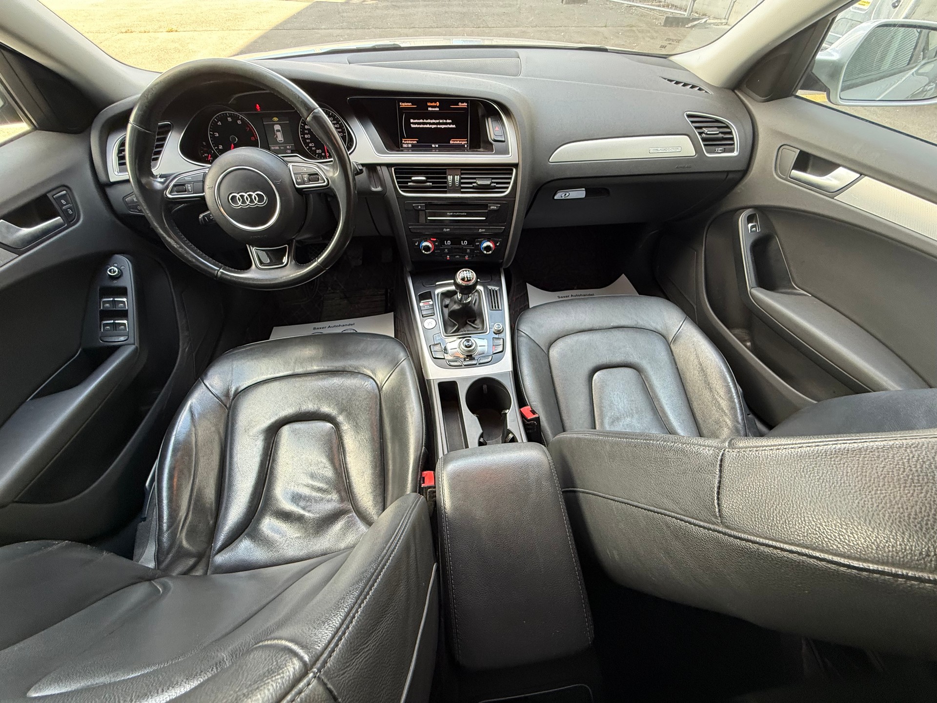 AUDI A4 Avant 2.0 TFSI quattro-image-6