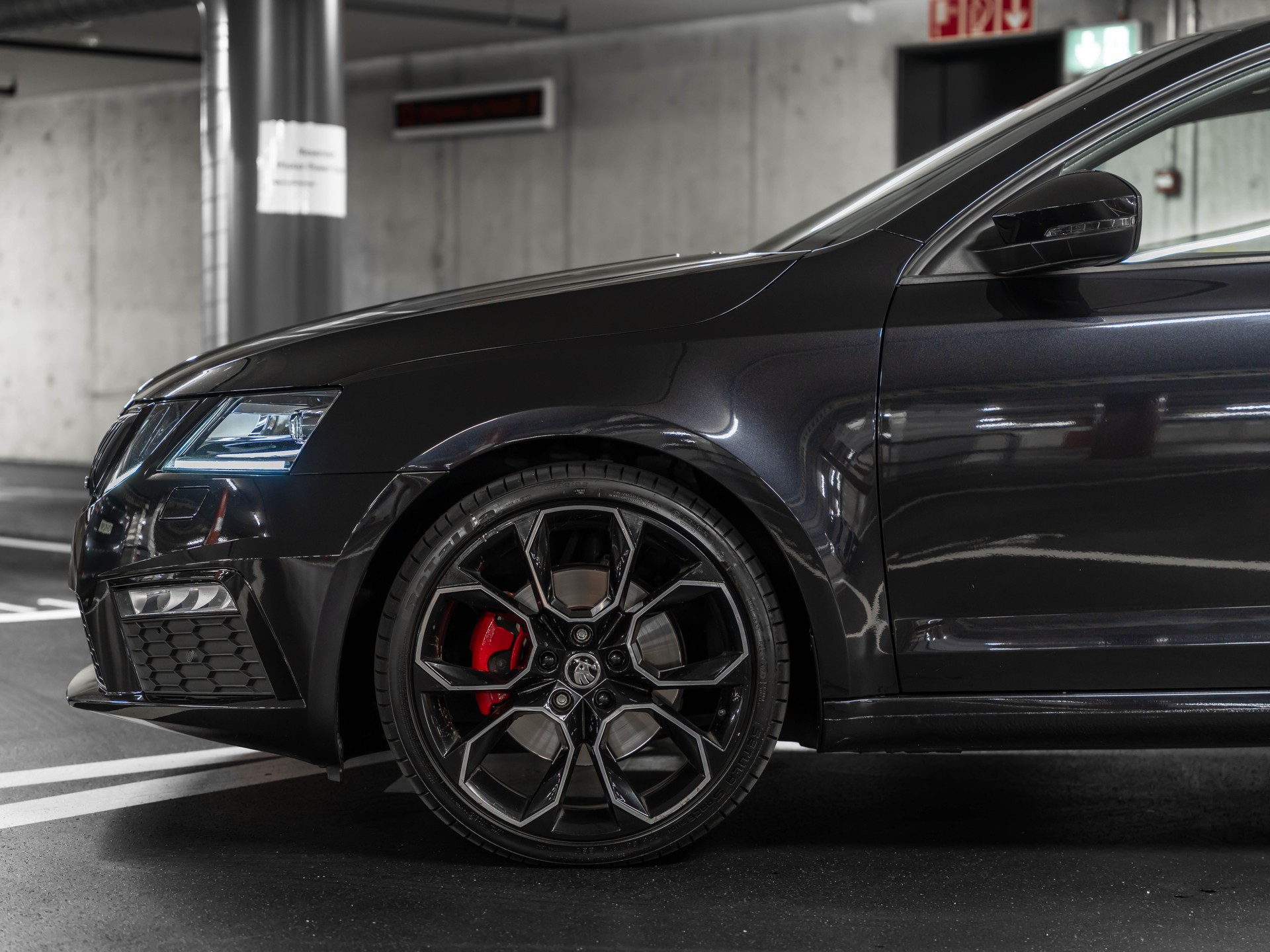 SKODA Octavia Combi 2.0 TDI RS 4x4 DSG-image-2