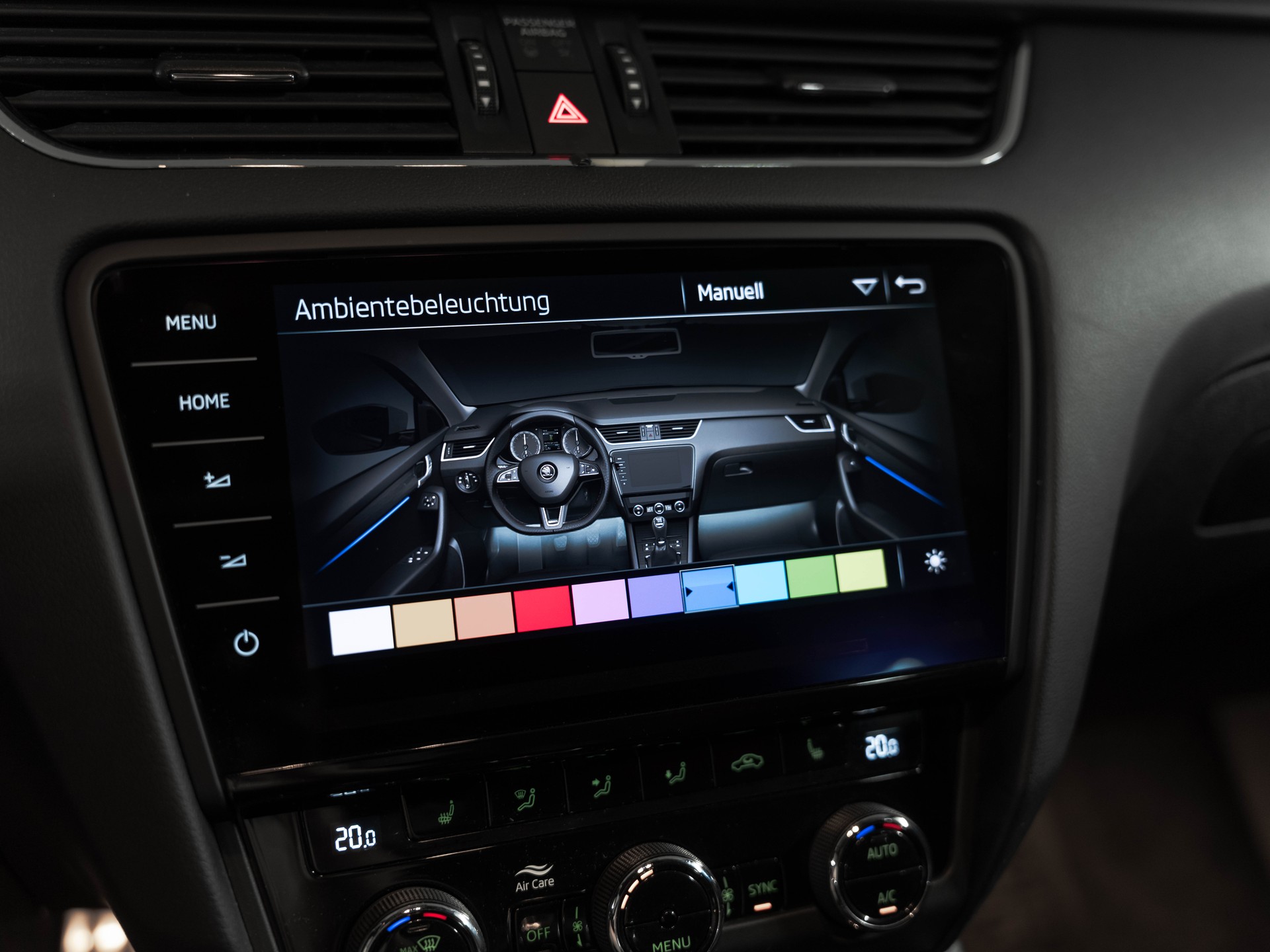 SKODA Octavia Combi 2.0 TDI RS 4x4 DSG-image-23