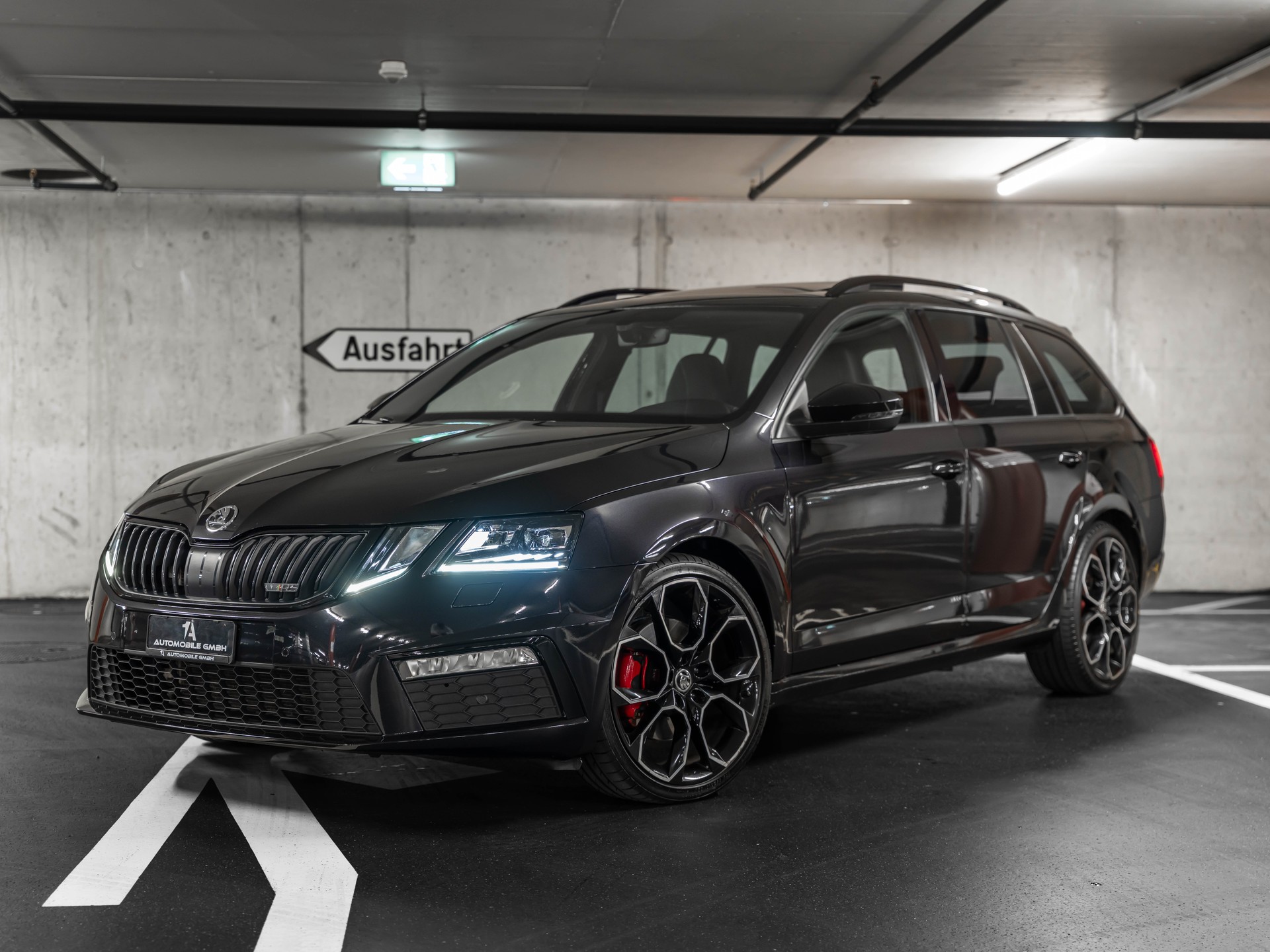 SKODA Octavia Combi 2.0 TDI RS 4x4 DSG-image-0