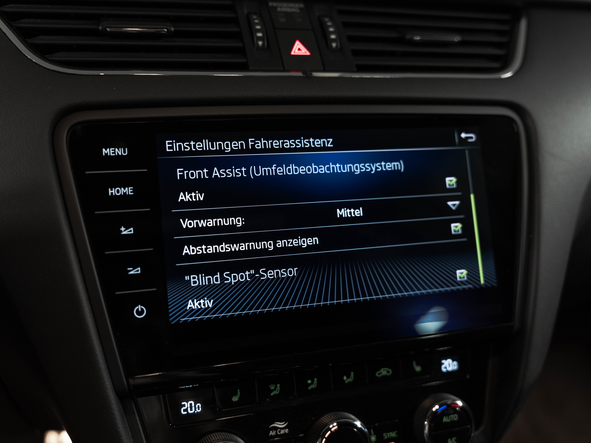 SKODA Octavia Combi 2.0 TDI RS 4x4 DSG-image-21