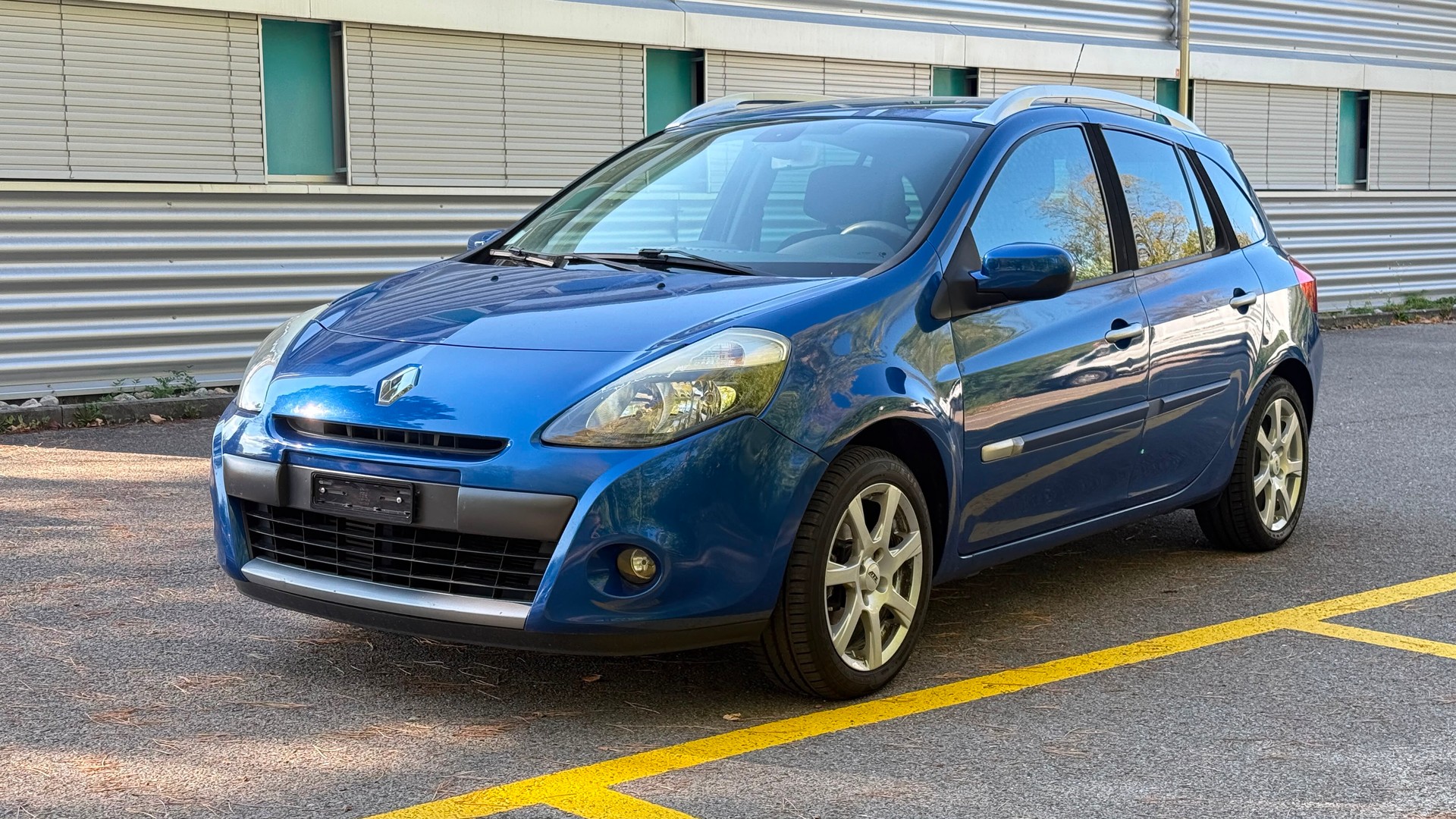 RENAULT Clio 1.2 16V Turbo Exception-image-1