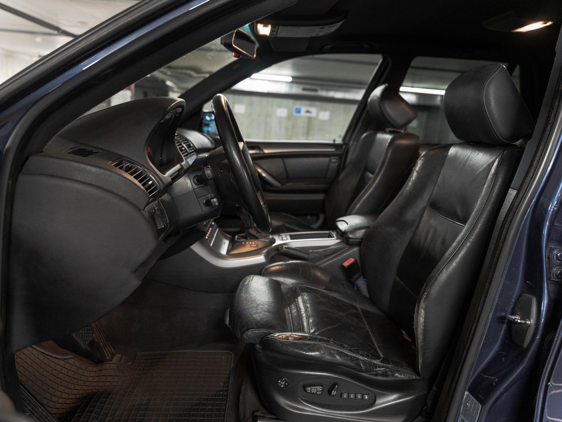 BMW X5 3.0d-image-25