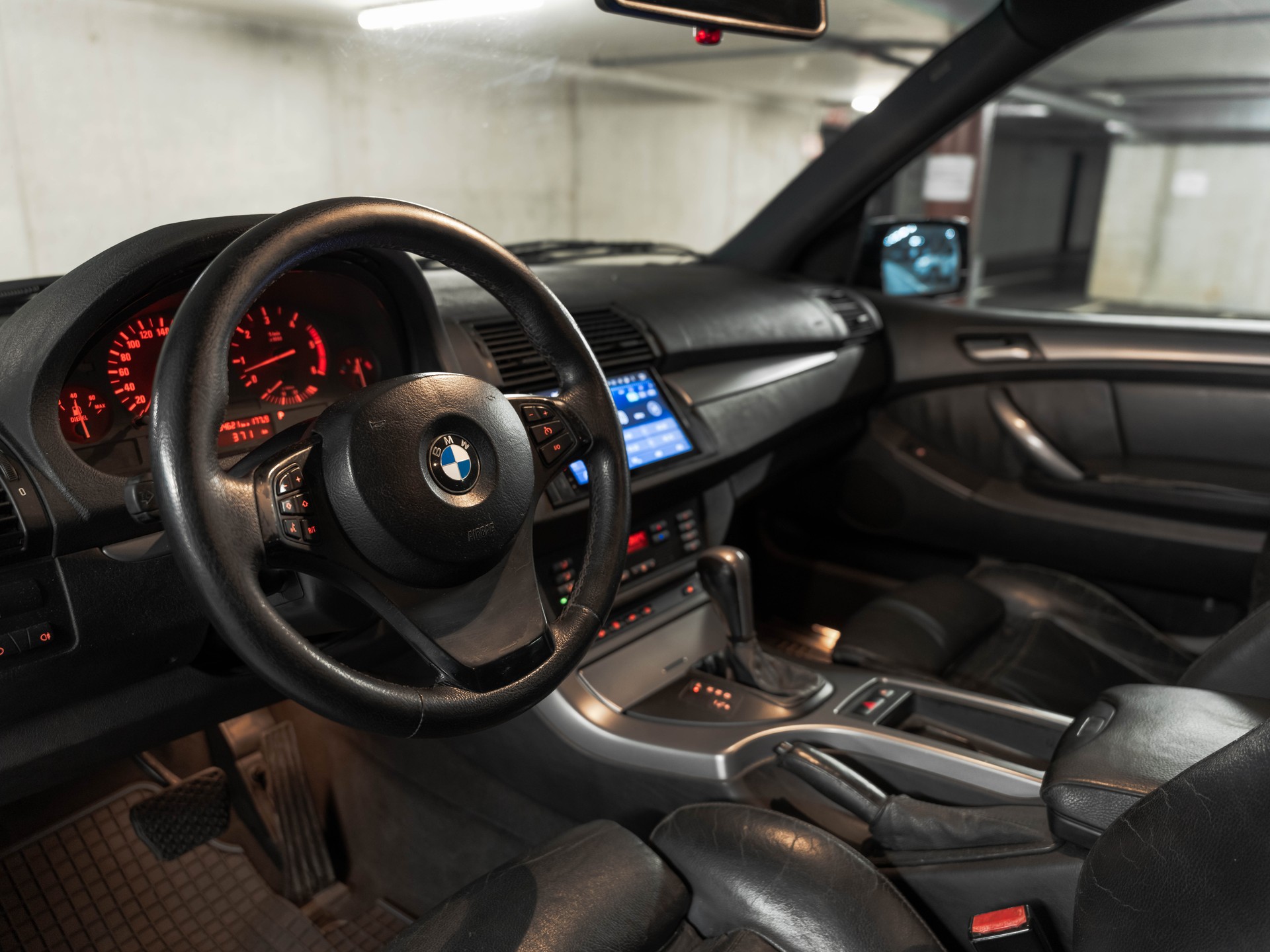 BMW X5 3.0d-image-24