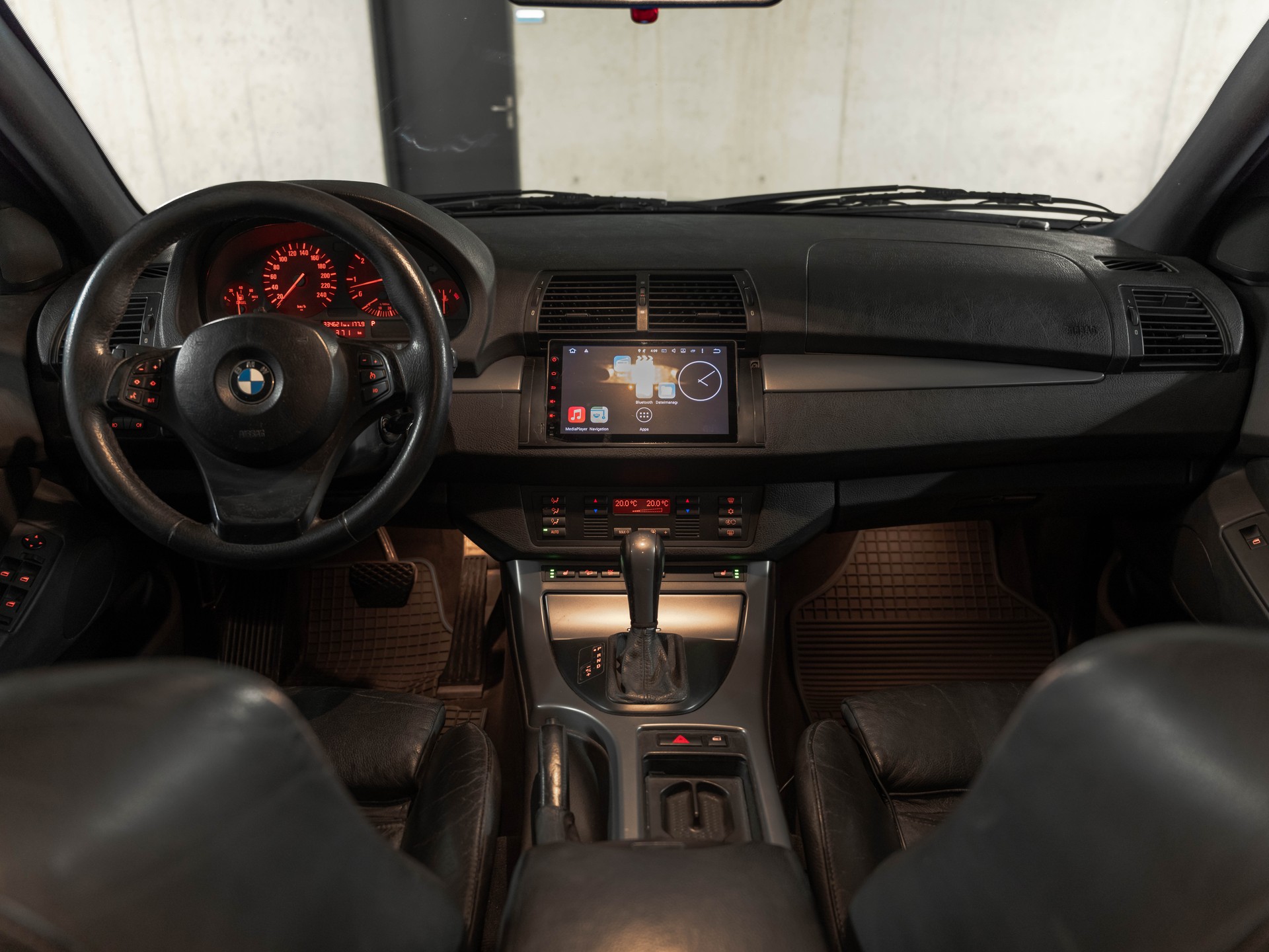 BMW X5 3.0d-image-15