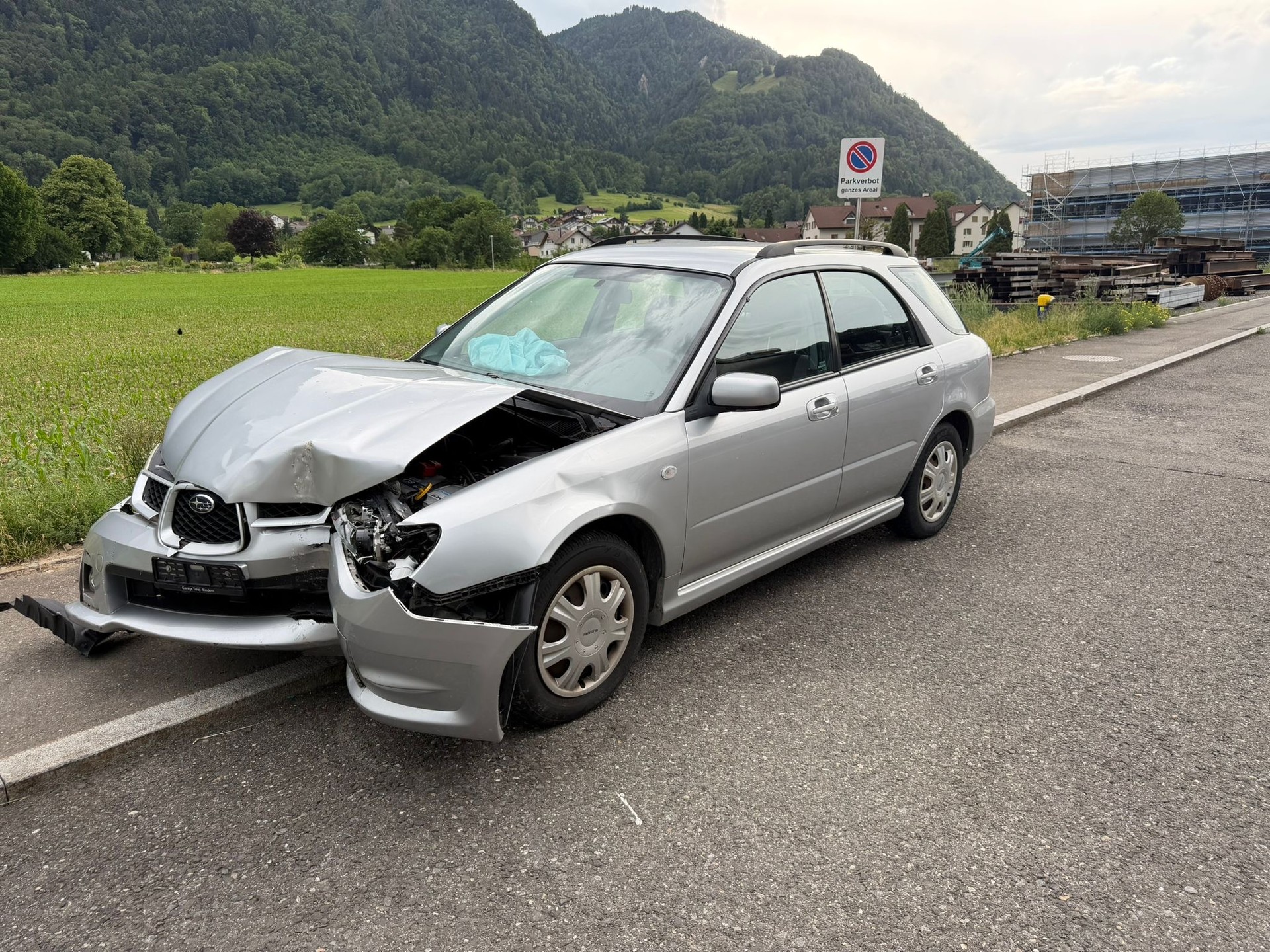 SUBARU Impreza 2.0R Swiss-image-1