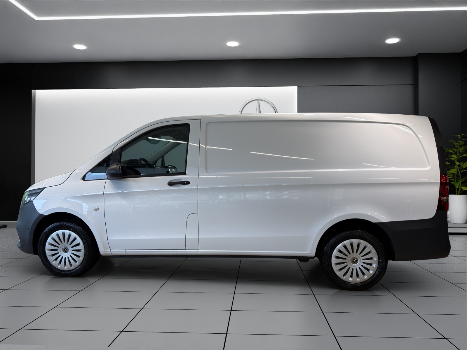 MERCEDES-BENZ Vito 114 KA PRO 3200mm L WORKER 4x4-image-2