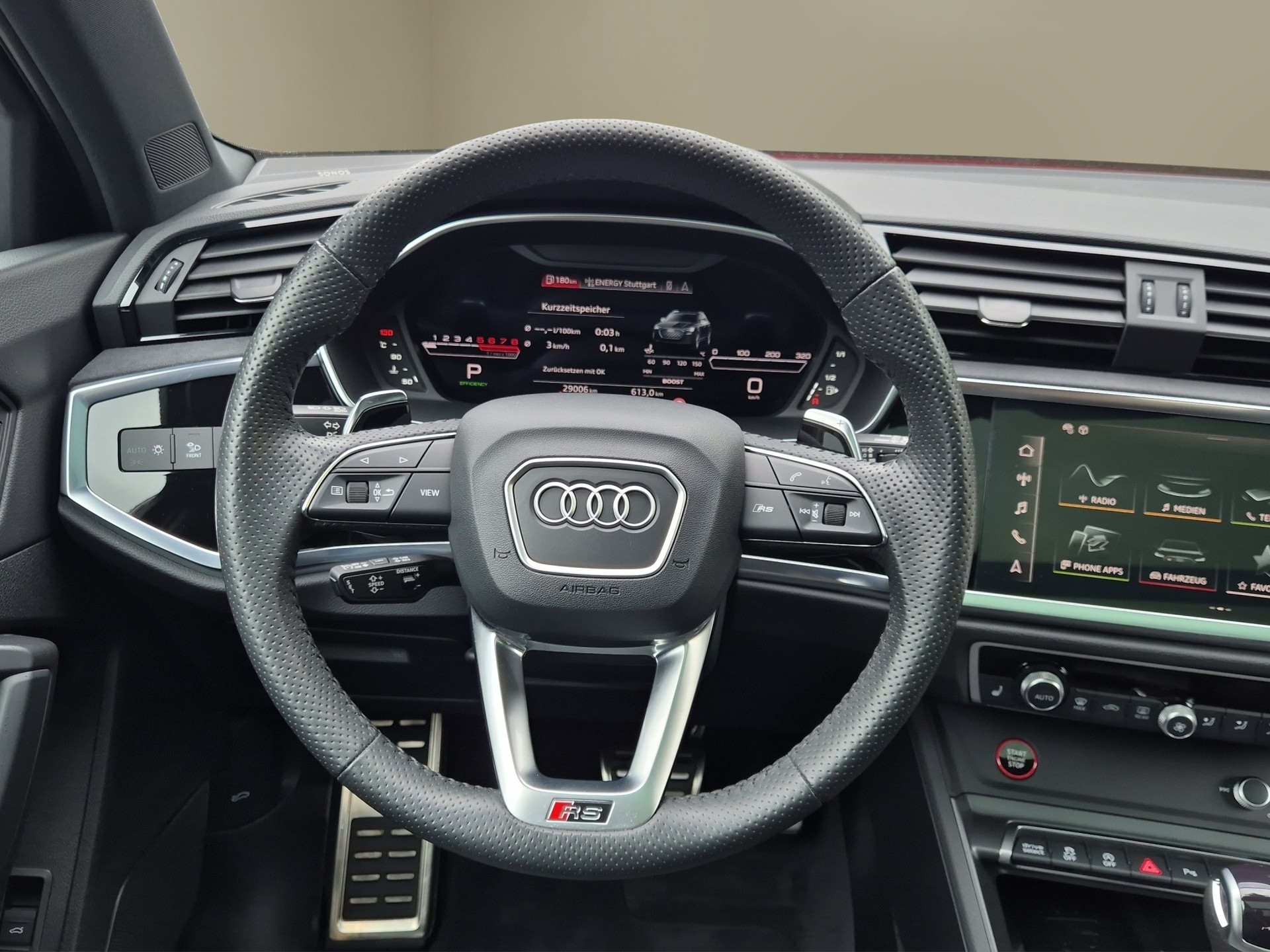 AUDI RS Q3 2.5 TFSI quattro S tronic-image-12
