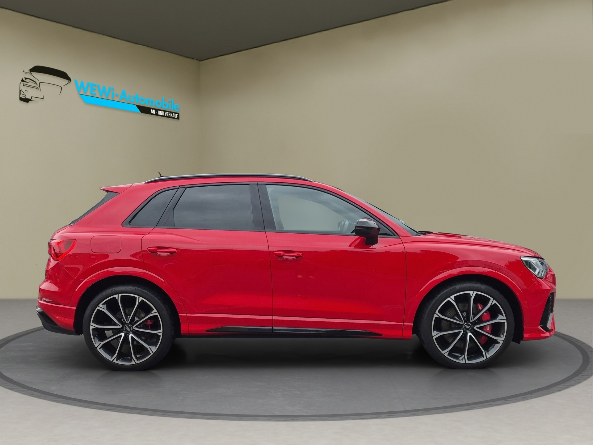AUDI RS Q3 2.5 TFSI quattro S tronic-image-5
