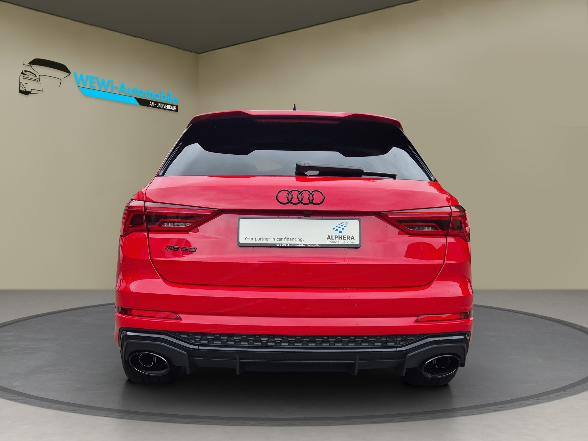 AUDI RS Q3 2.5 TFSI quattro S tronic-image-3