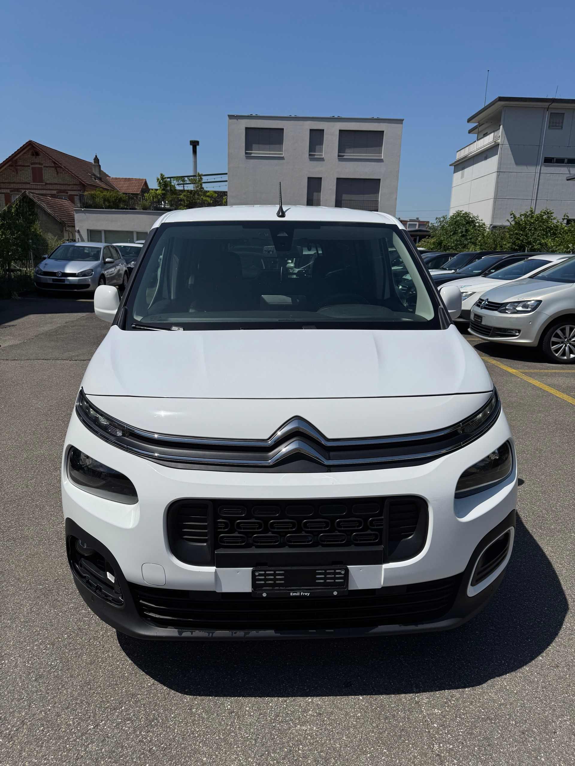 CITROEN Berlingo XL 1.5 BlueHDi Feel EAT8-image-5
