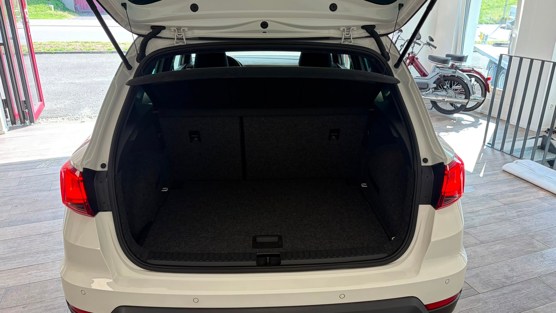 SEAT Arona 1.0 TSI 115 Xcellence DSG-image-7