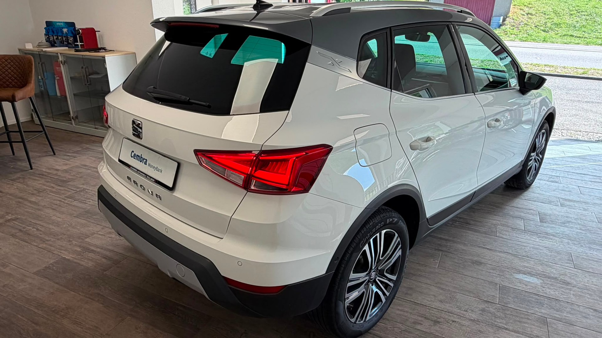 SEAT Arona 1.0 TSI 115 Xcellence DSG-image-4