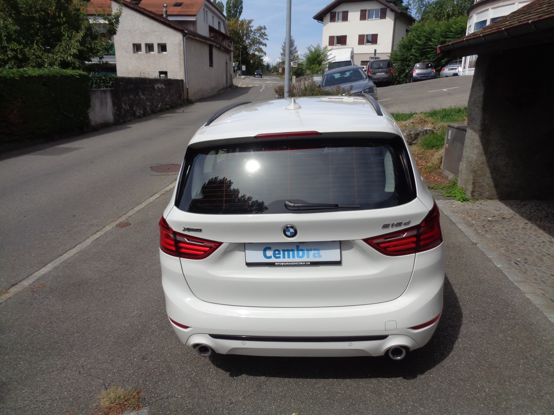 BMW 218d xDrive Gran Tourer Steptronic Sport Line-image-4