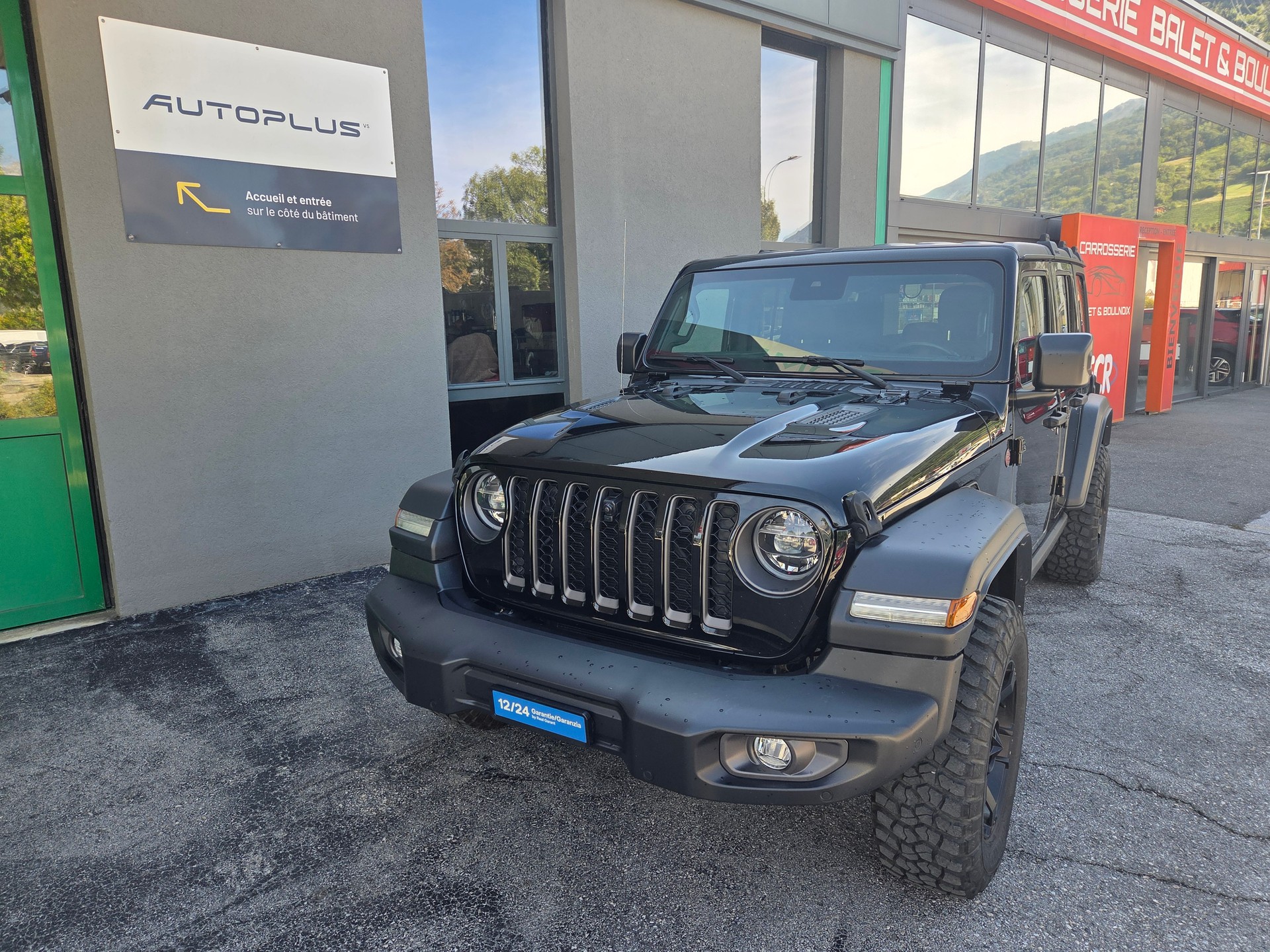 JEEP Wrangler 2.0 Unlimited Rubicon Automatic-image-0