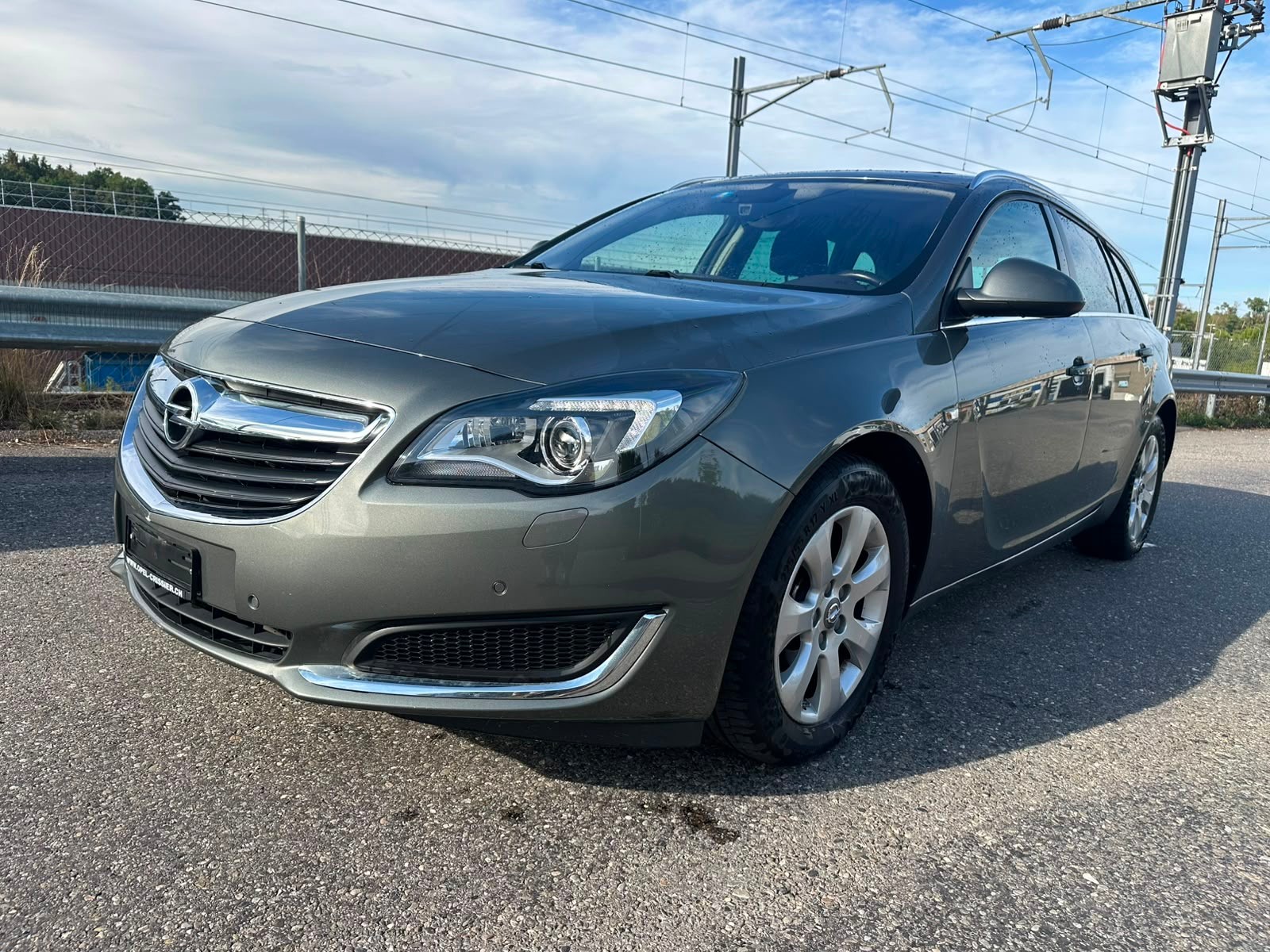 OPEL Insignia Sports Tourer 2.0 CDTI Fleet 4WD-image-0