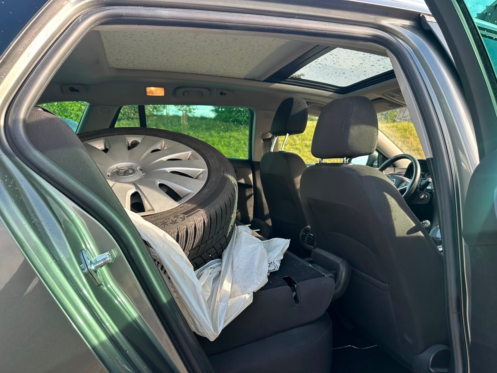 OPEL Insignia Sports Tourer 2.0 CDTI Fleet 4WD-image-8