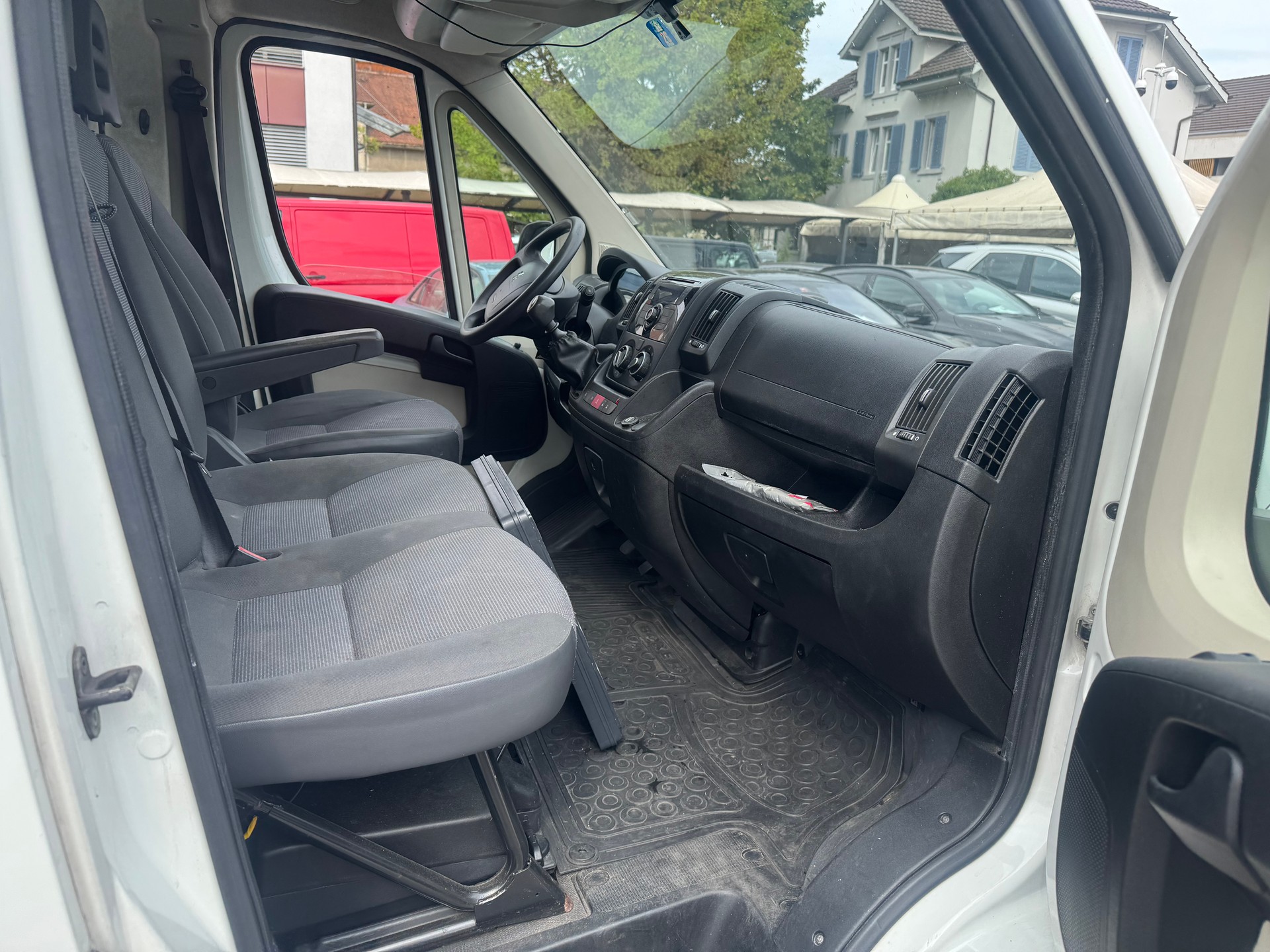 PEUGEOT Boxer 2.2 HDI 335 L2H2 Kühlkasten mit Aggregat-image-5
