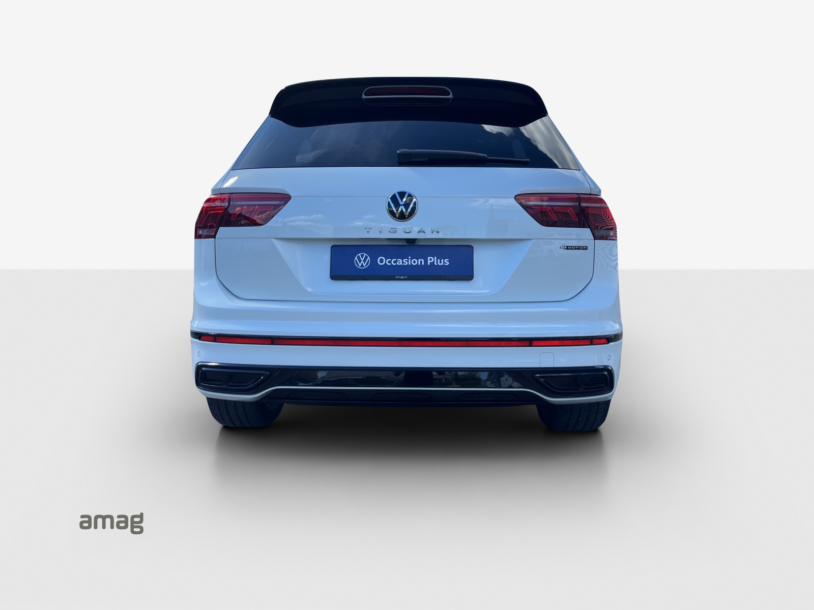 VW Tiguan 2.0TSI R-Line 4Motion DSG-image-3