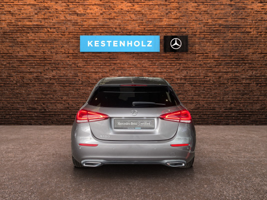 MERCEDES-BENZ A 180 Edition-image-5