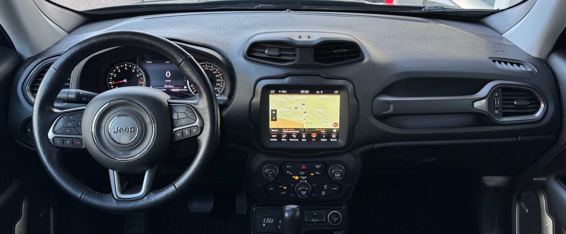 JEEP Renegade 1.3 Turbo Limited AWD-image-11