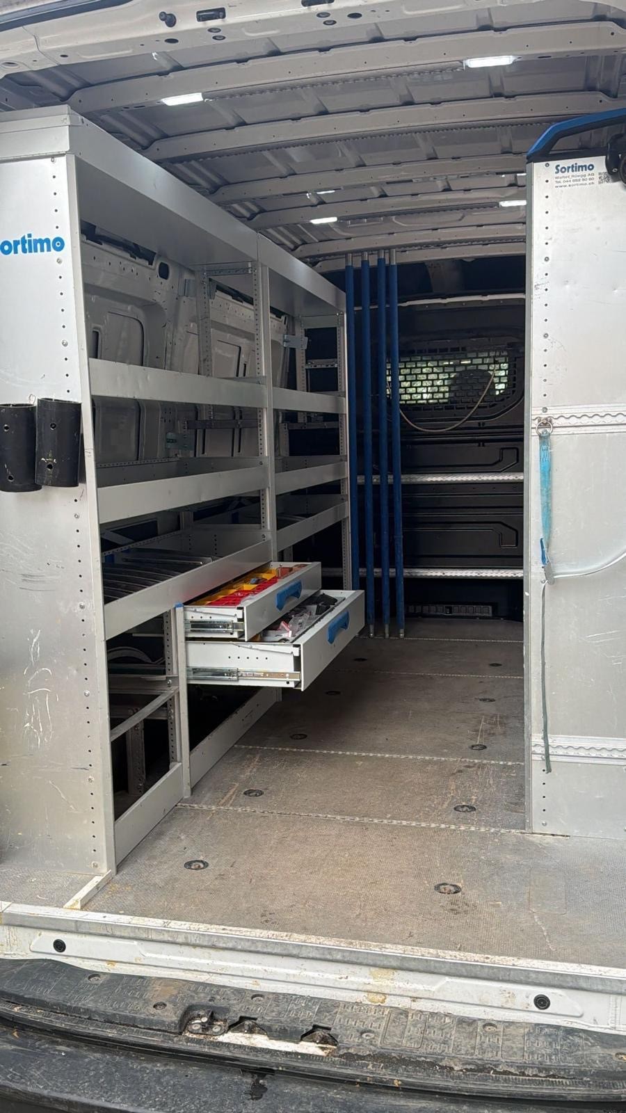 VW Crafter 35 2.0 BiTDI L3 4Motion A-image-11