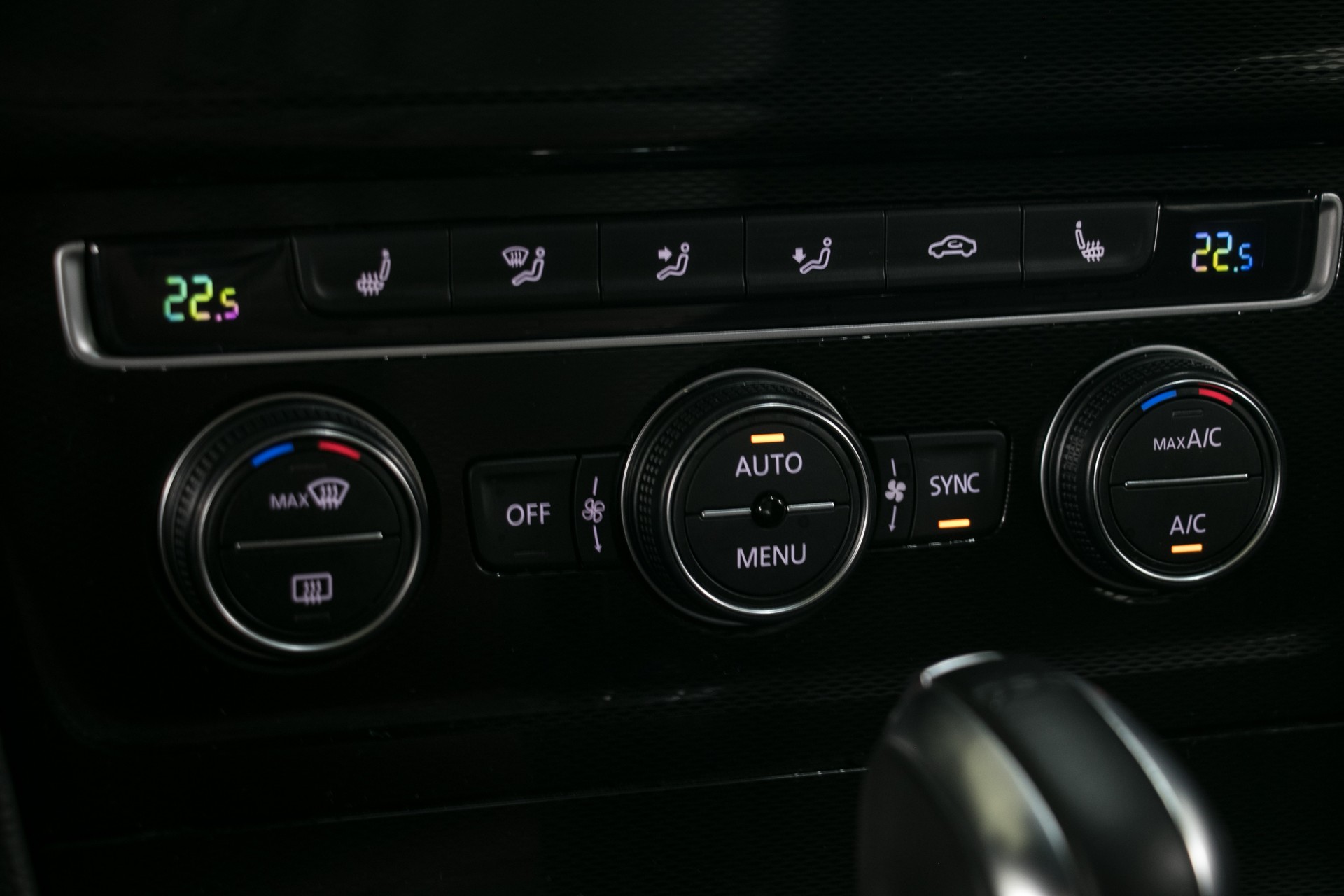 VW Golf 2.0 TSI GTI DSG-image-7