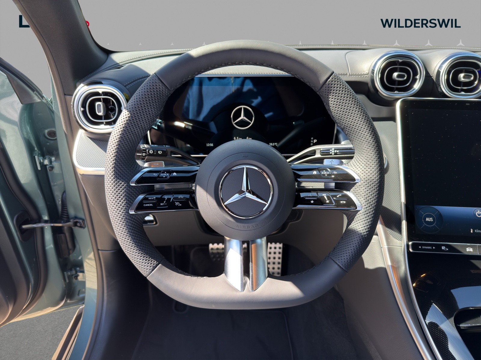 MERCEDES-BENZ GLC 200 4Matic 9G-Tronic-image-7